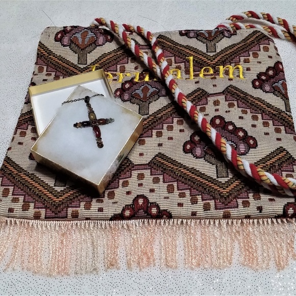 Premier Designs (necklace) Handbags - Jerusalem Purse & Cross Necklace